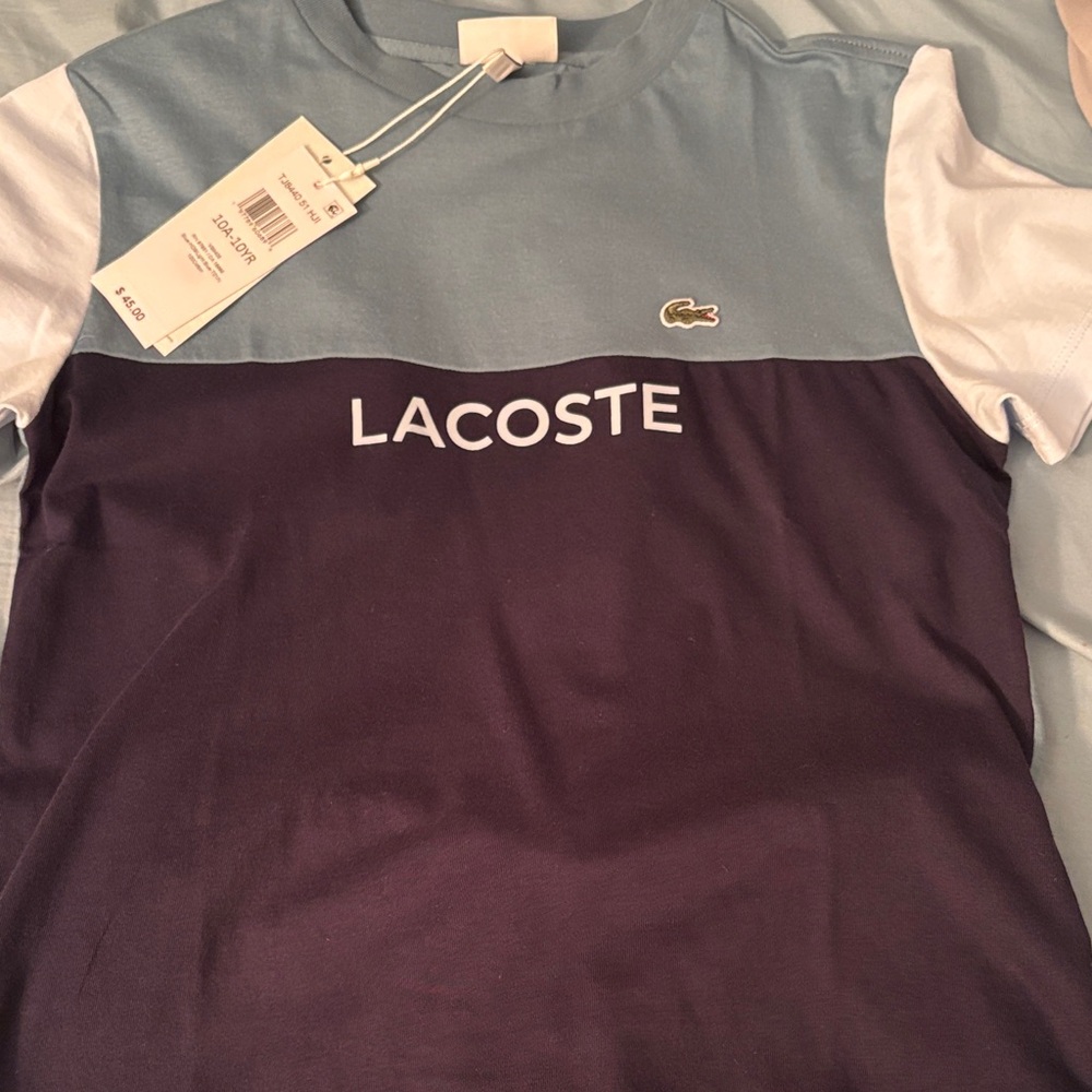 Lacoste Colorblock T‑Shirt in Light Blue, White & Navy